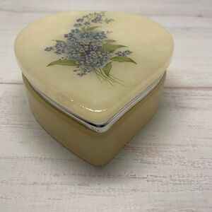 Italian Hand Carved Green Alabaster Onyx Marble Small Bud Box